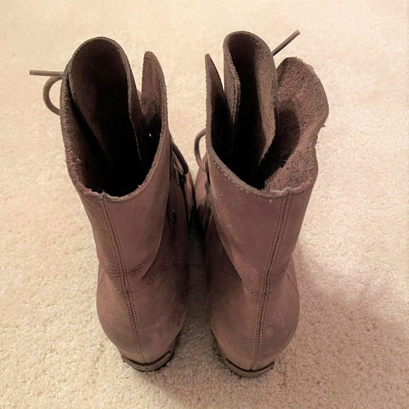 Sorel Joan of Arctic Wedge Mid Booties, Size 10 - Picture 6 of 11